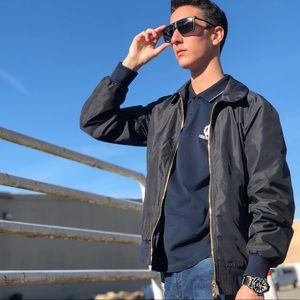 Meet your Posher, Nick